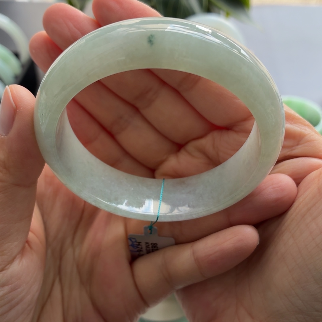 翡翠未镶嵌手镯天然