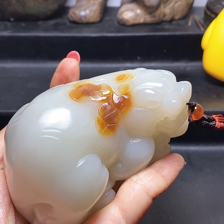 和田玉（糖玉）未镶嵌颈饰
