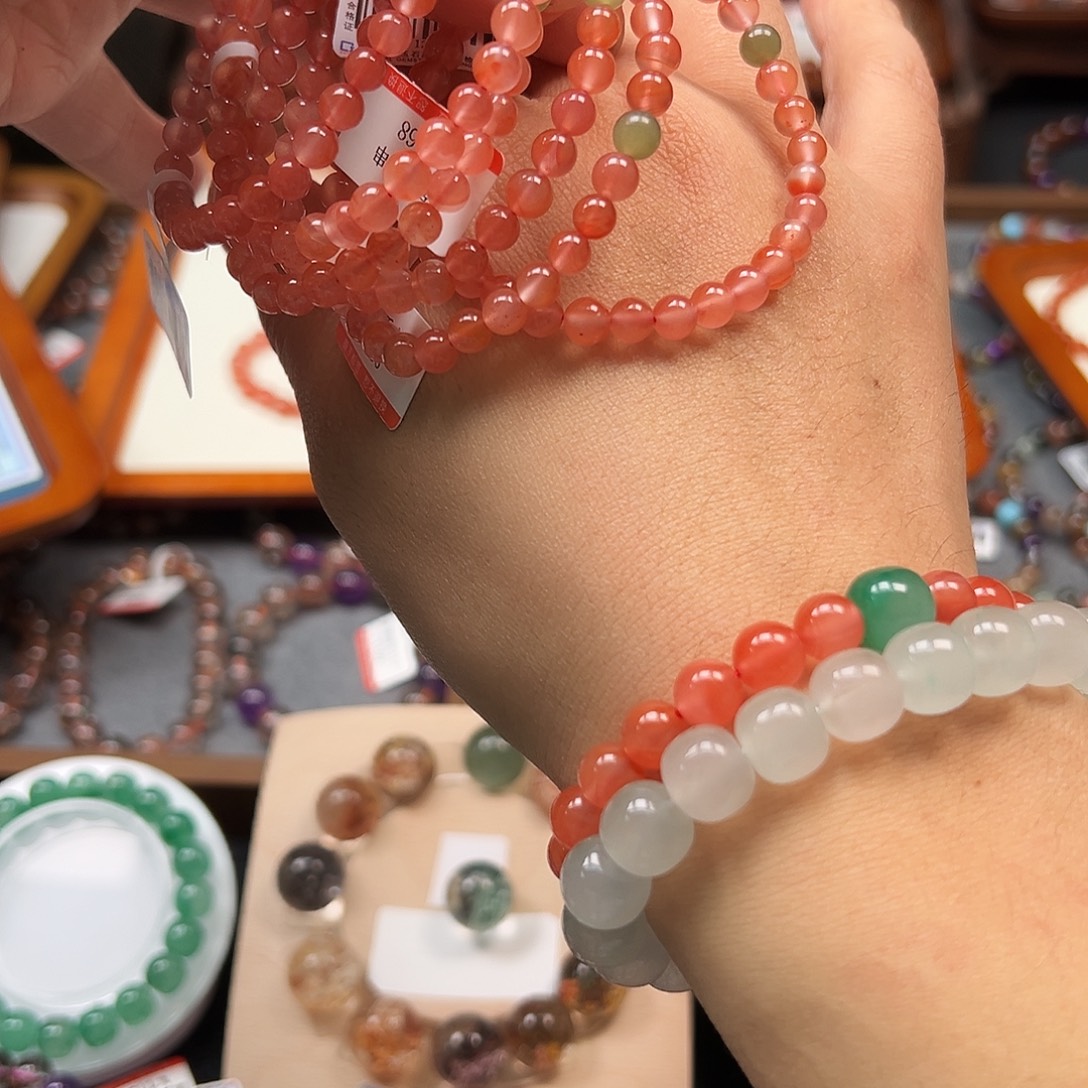 南红玛瑙未镶嵌手链