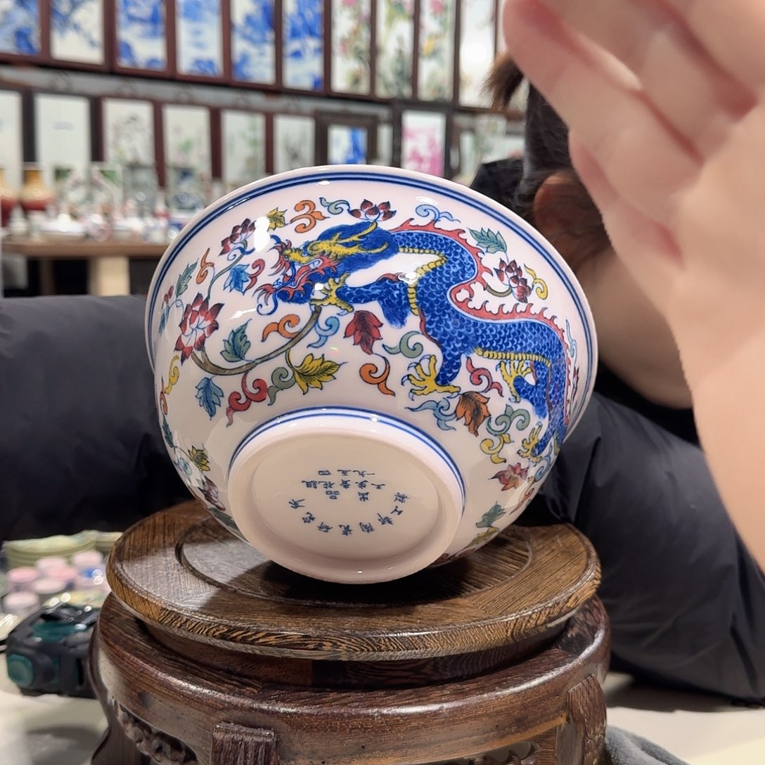 摆件瓷/////景德镇陶瓷瓷器。