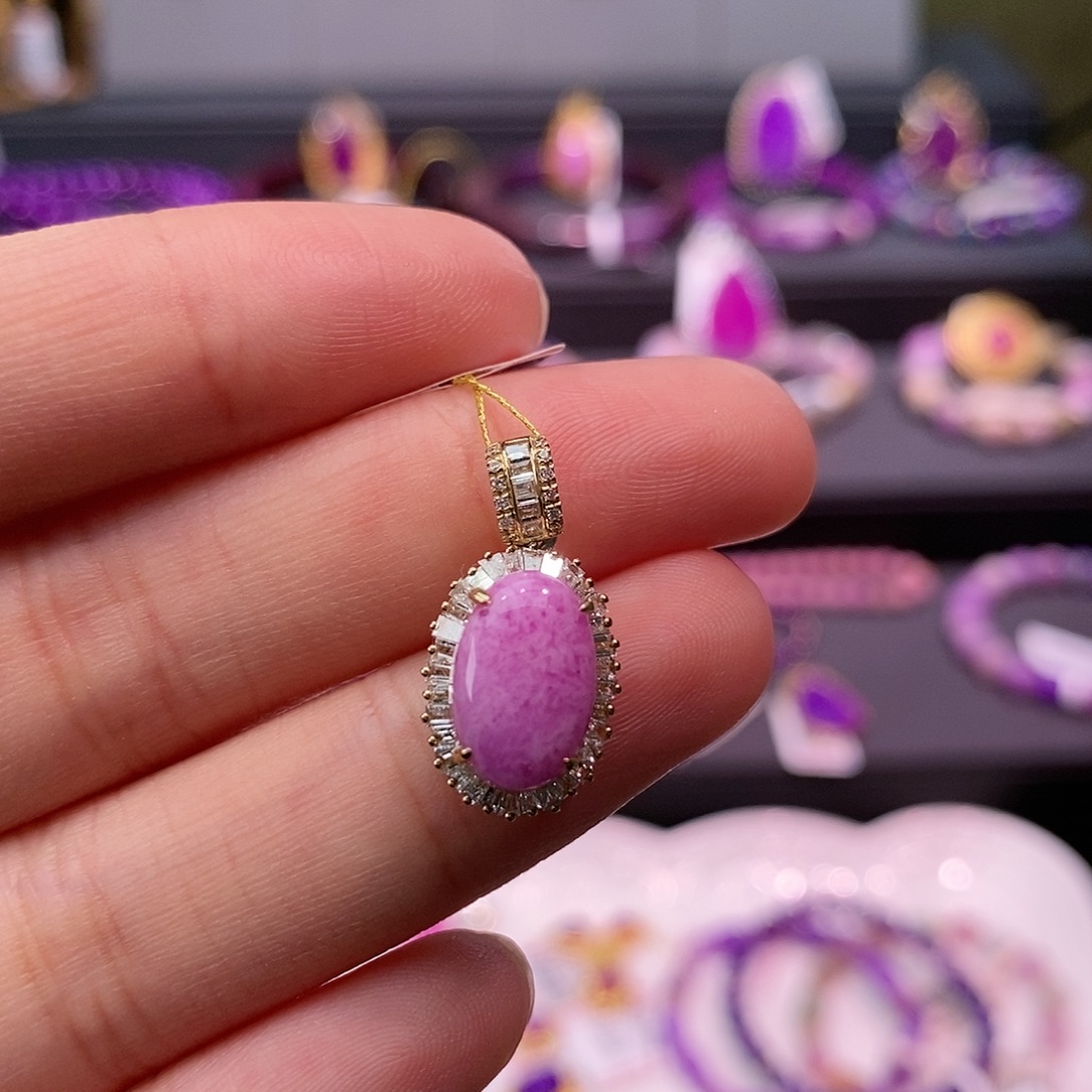 苏纪石（舒俱来）18K金镶嵌吊坠(不含链)