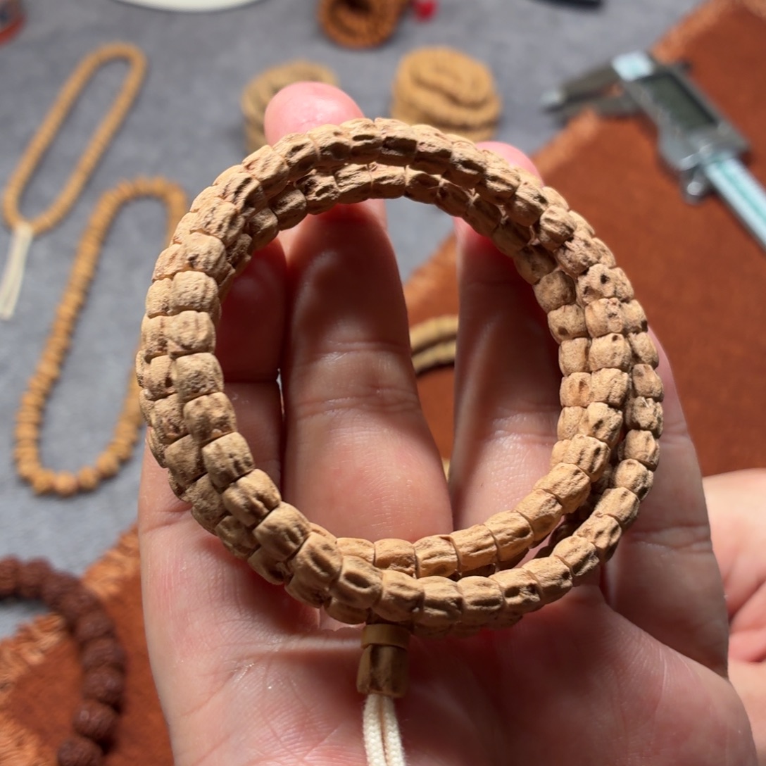 柏香籽/百香籽吊坠