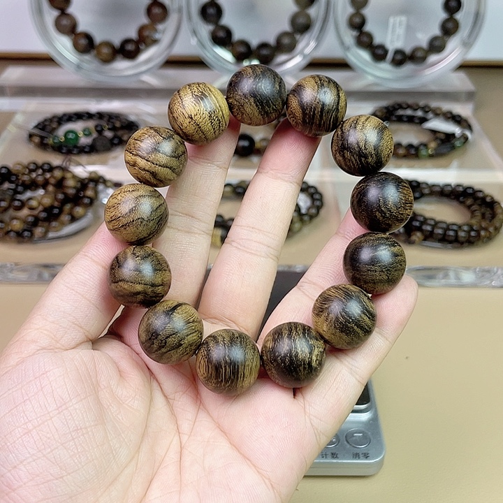 厚***物手串沉香越南芽庄白奇玉化留疤嘤子虎斑