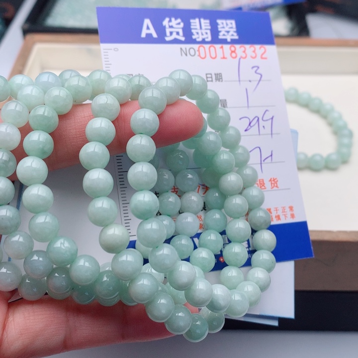 翡翠未镶嵌手链多样性