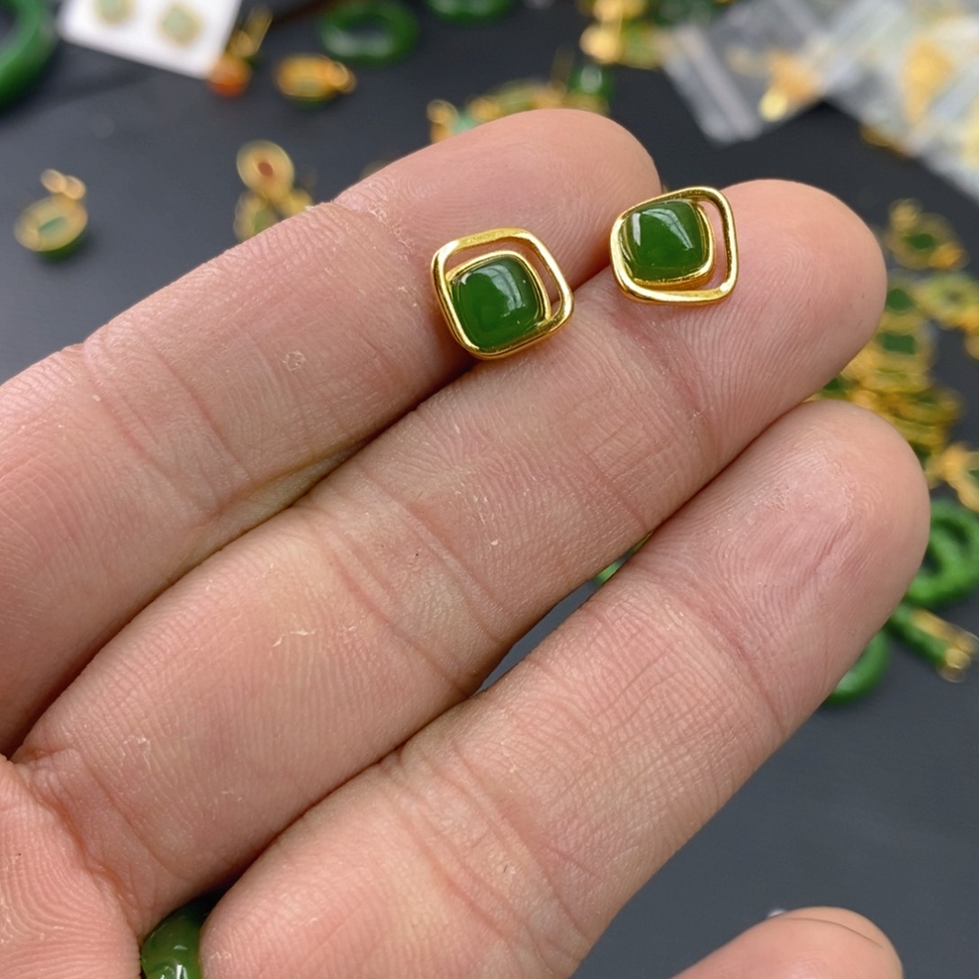 和田玉（碧玉）颈饰银S925镀金镶嵌