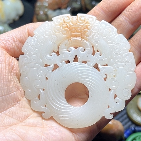 白玉菩提吊坠摆件