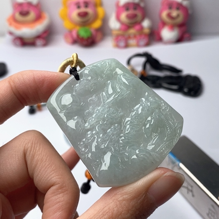 翡翠未镶嵌颈饰翡翠