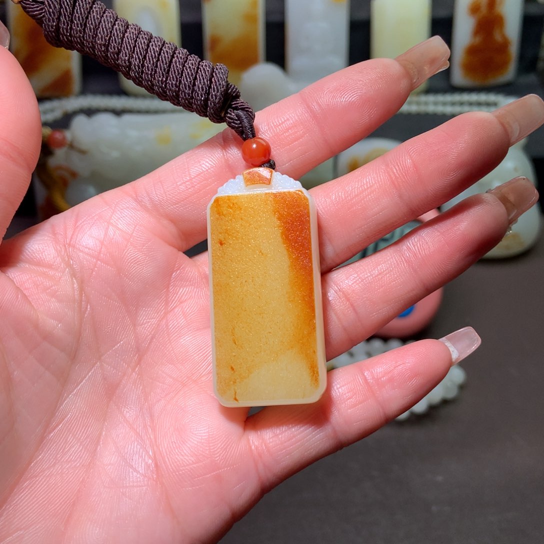 和田玉挂件未镶嵌可**风