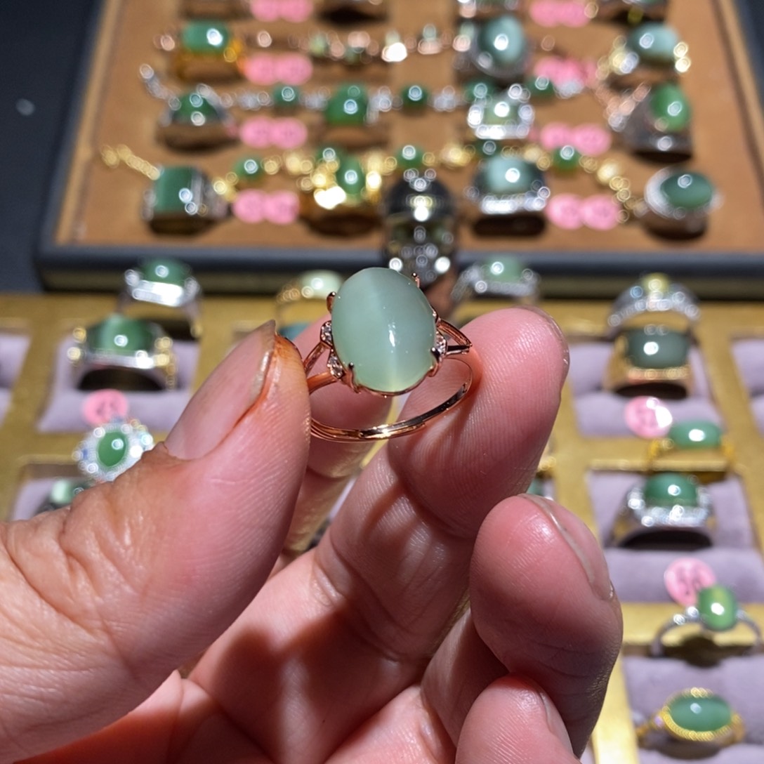 和田玉（碧玉）戒指未镶嵌