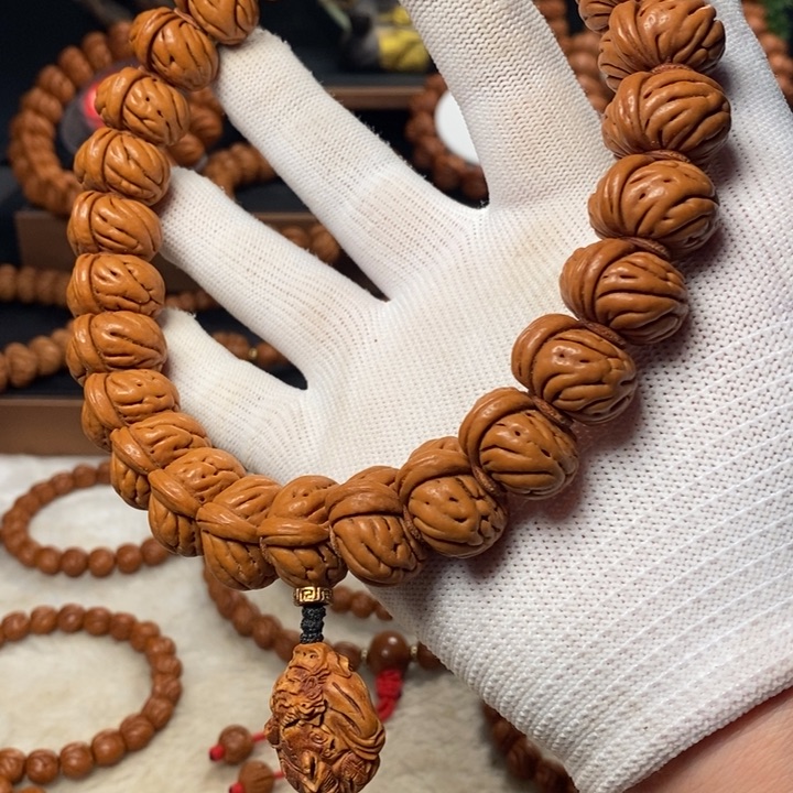 桃核吊坠不*秦岭龙纹桃核