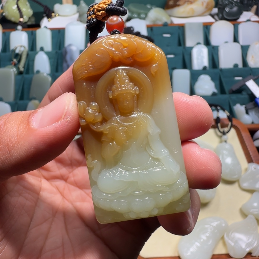 和田玉未镶嵌挂件