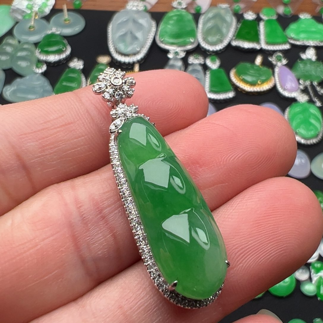 翡翠颈饰18K金镶嵌豆子27.5