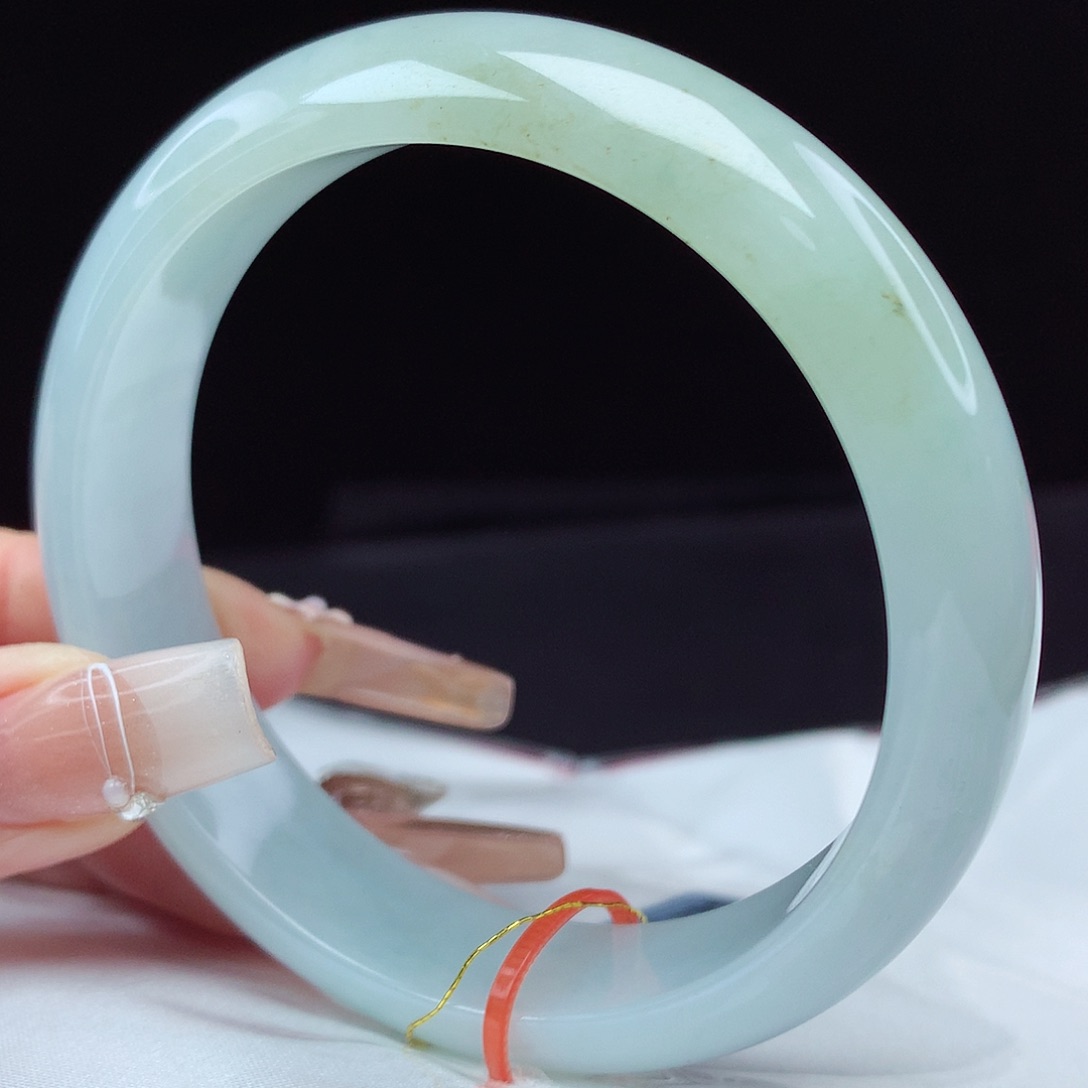 翡翠手镯未镶嵌58圈内7393