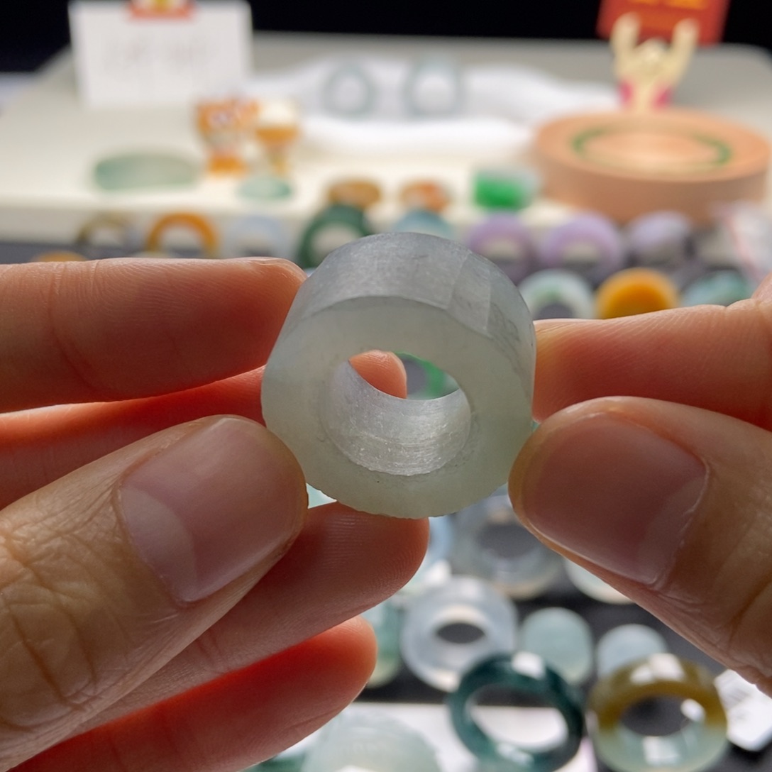 定制翡翠未镶嵌雨*铃定制