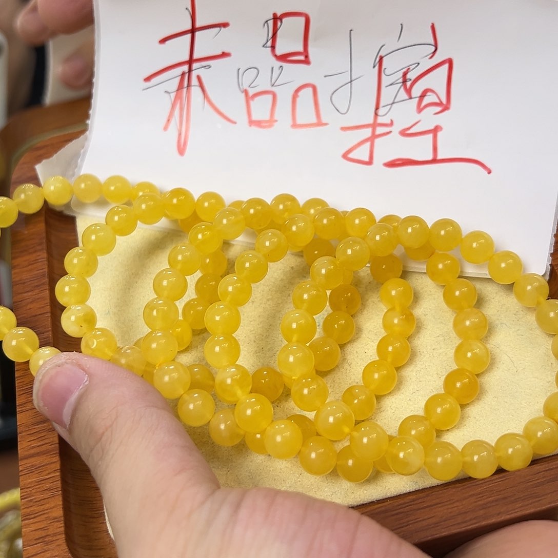 琥珀珠宝奇石未镶嵌多样性发其一