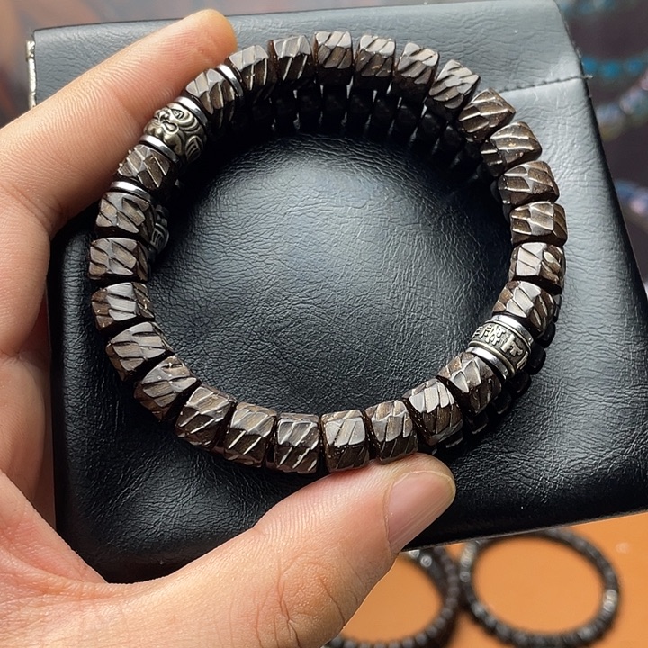 豆***猫椰蒂手串97龙鳞吞金兽上上签