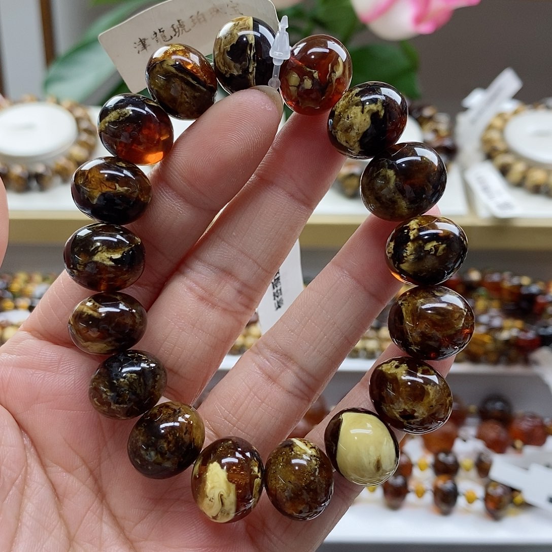 舒***淮琥珀未镶嵌裸石琥珀14