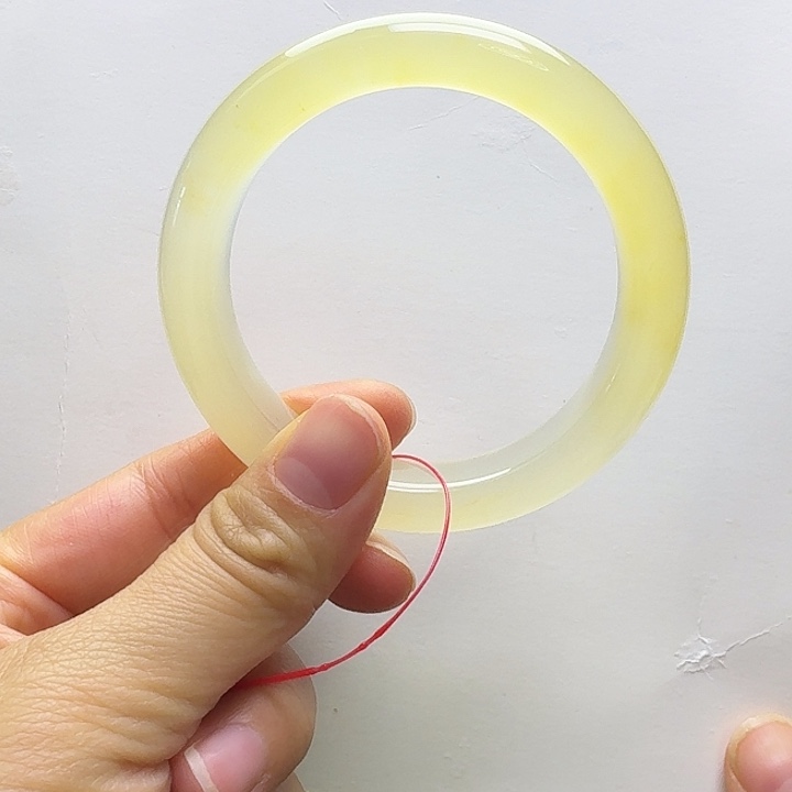 石英质玉（黄龙玉）未镶嵌手镯