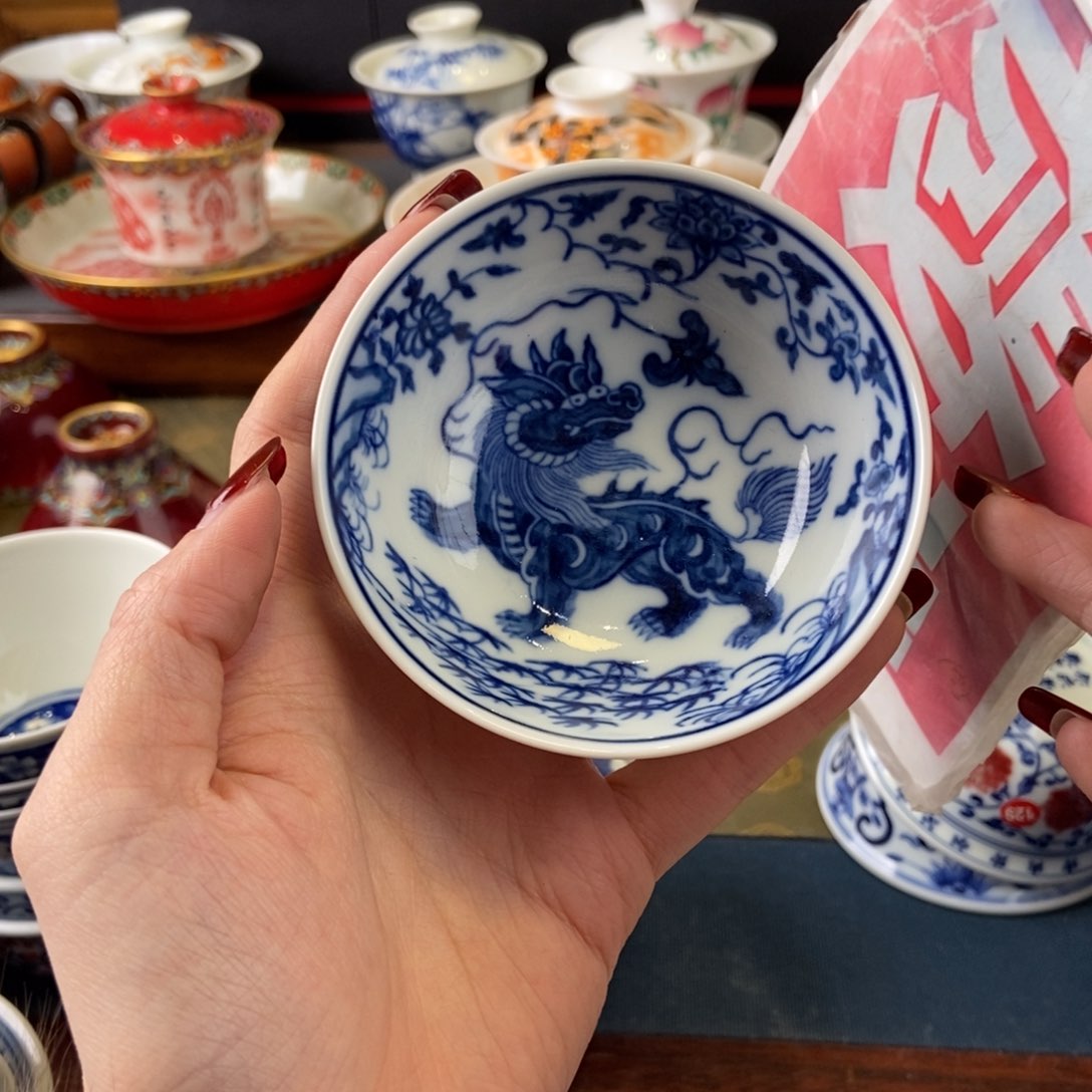 陶瓷艺术家的作品是一种非常感谢