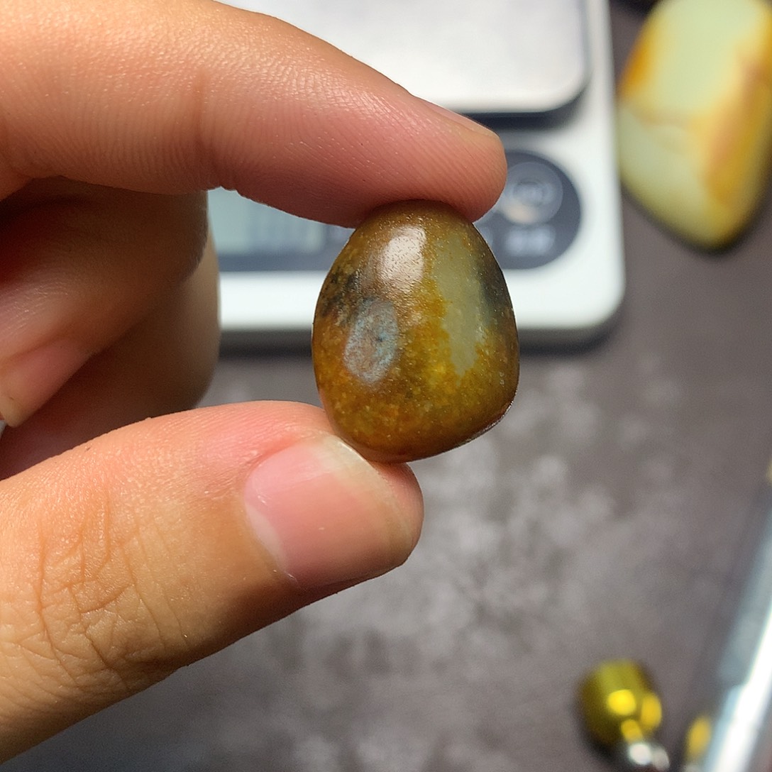 和田玉（糖玉）未镶嵌挂件