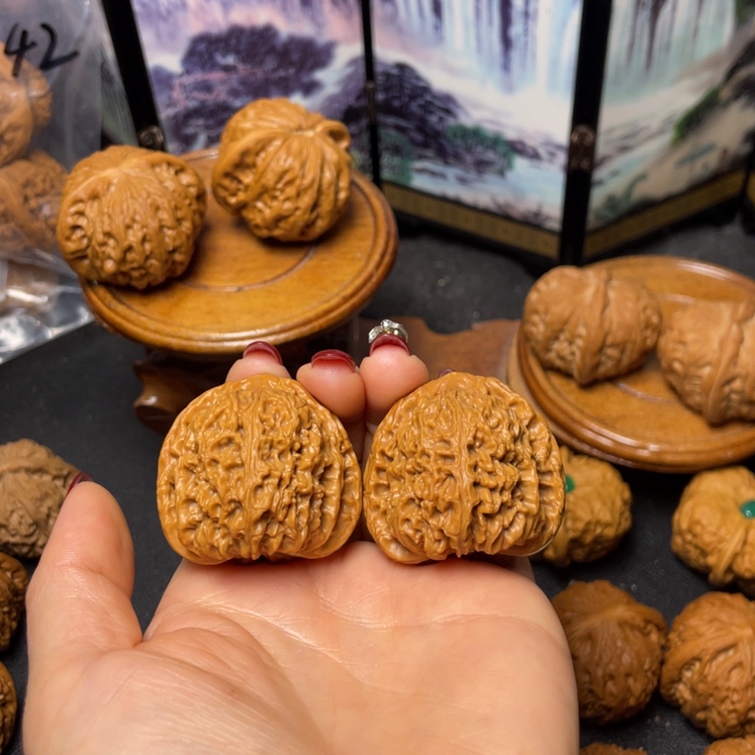 文玩核桃把件39.5全品南疆石