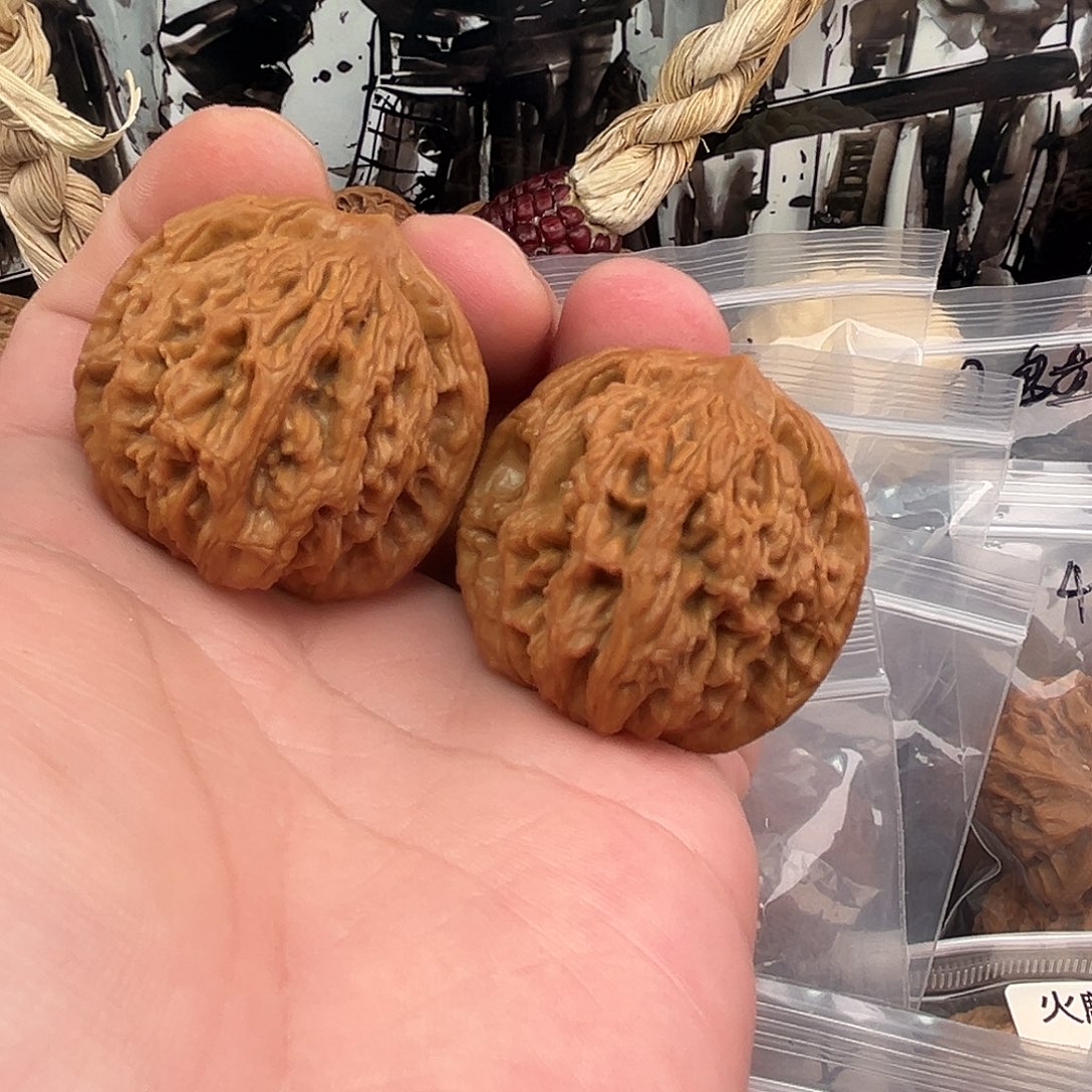 把件文玩核桃矮桩虎头41+