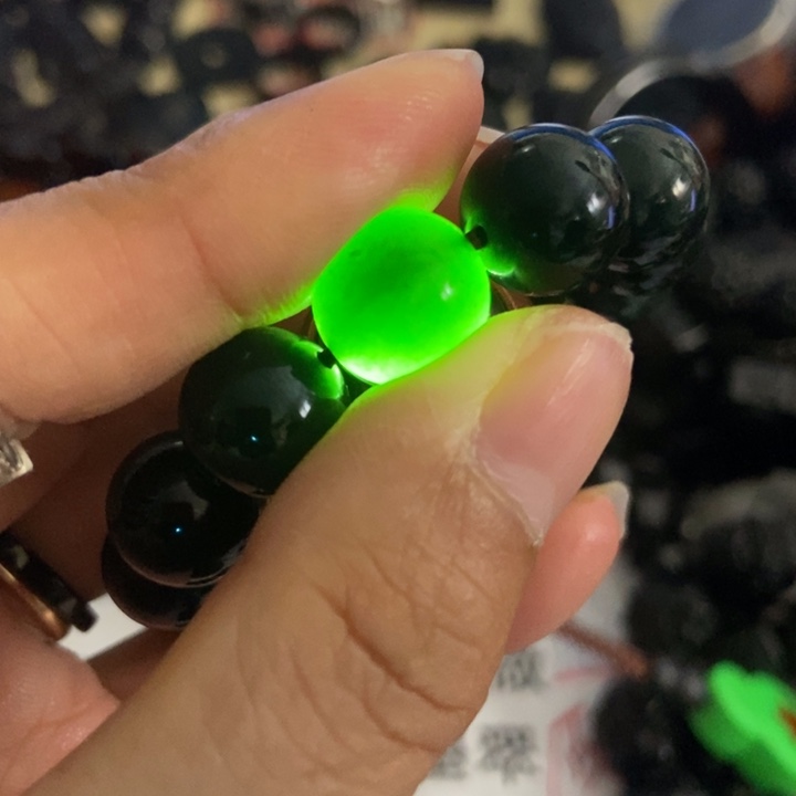 翡翠未镶嵌手链墨翠12冰透