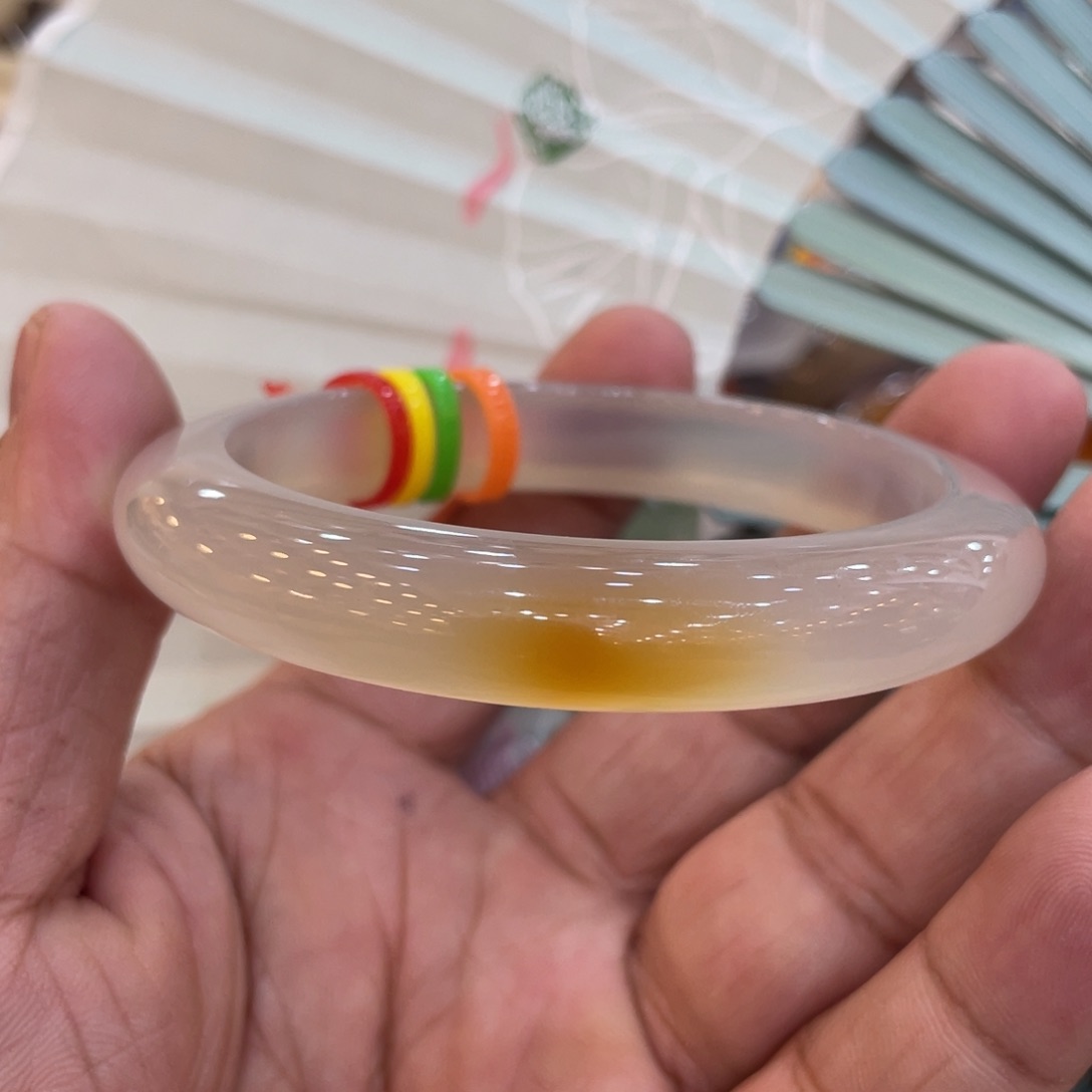 玛瑙/玉髓手镯未镶嵌简*减