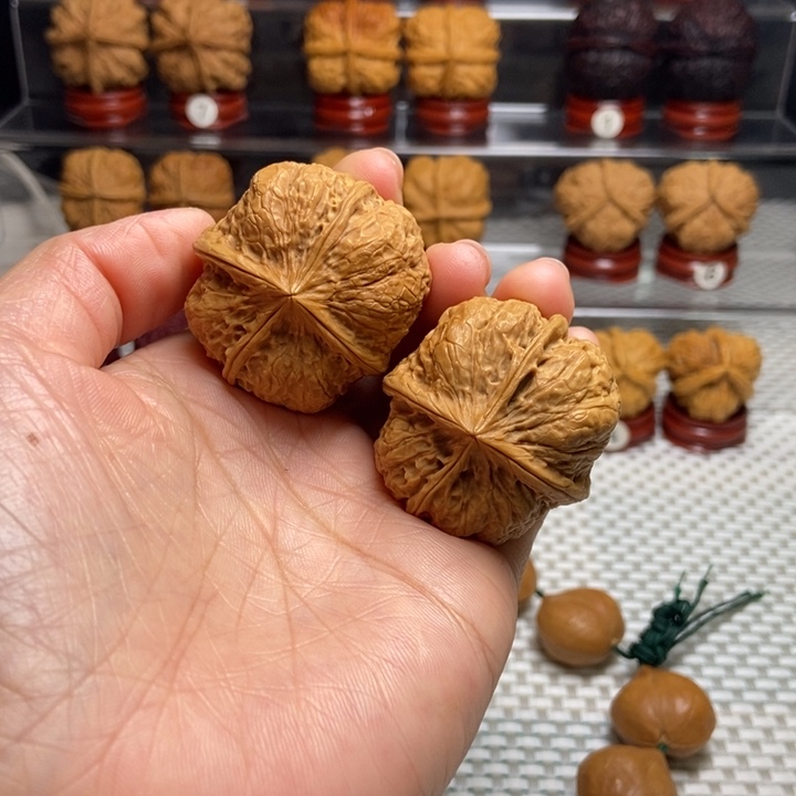 文玩核桃把件19四棱