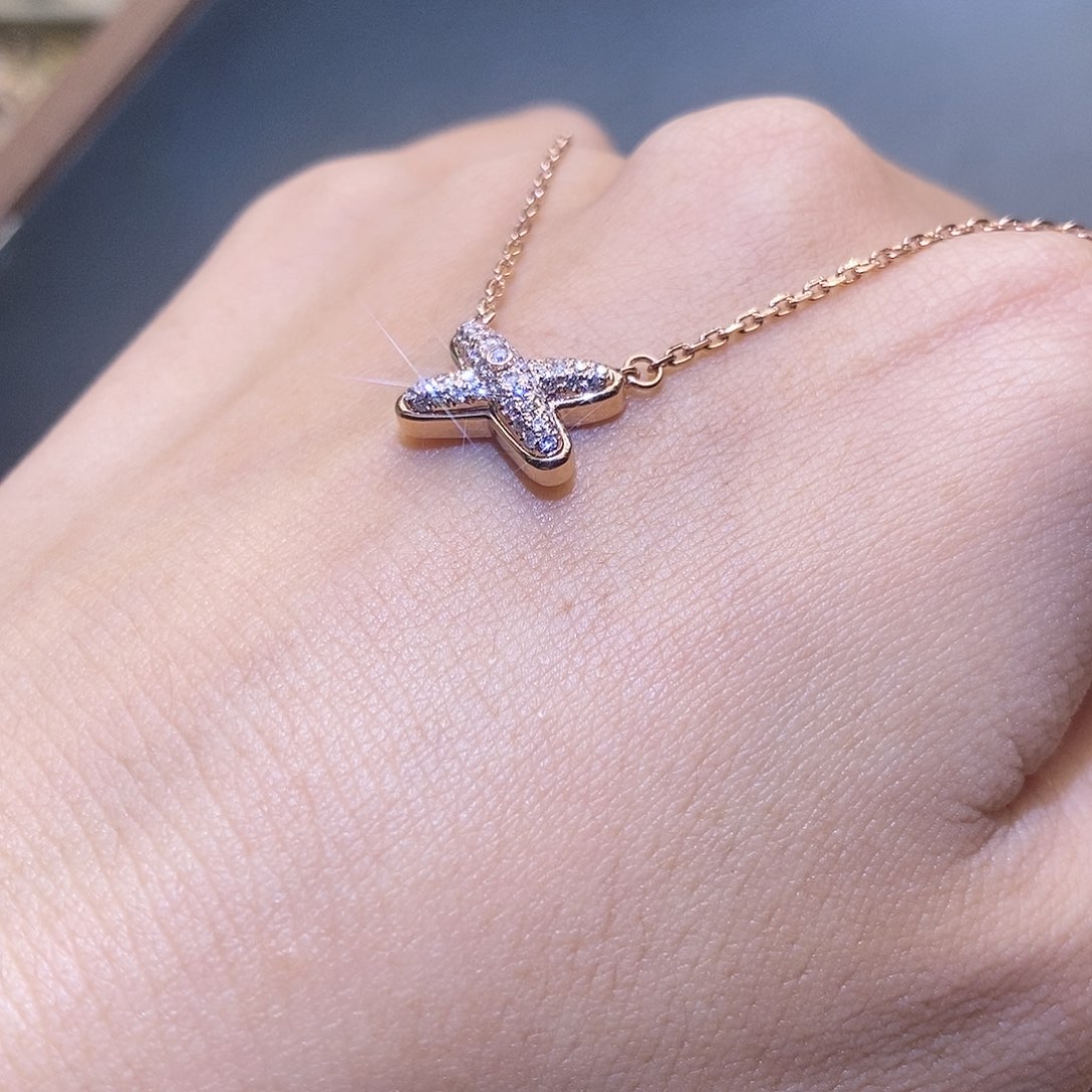 钻石项链18K金镶嵌满钻交叉k玫