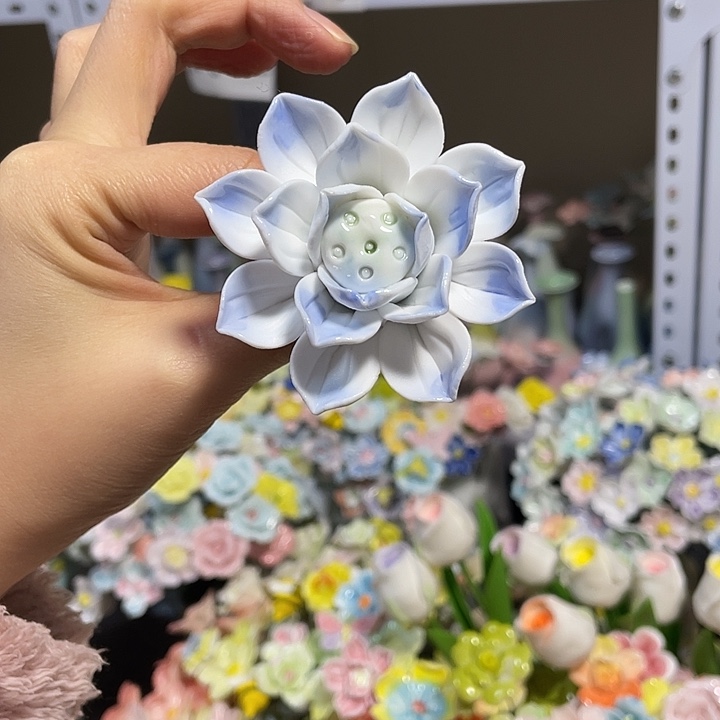 陶瓷蓝色中号荷花