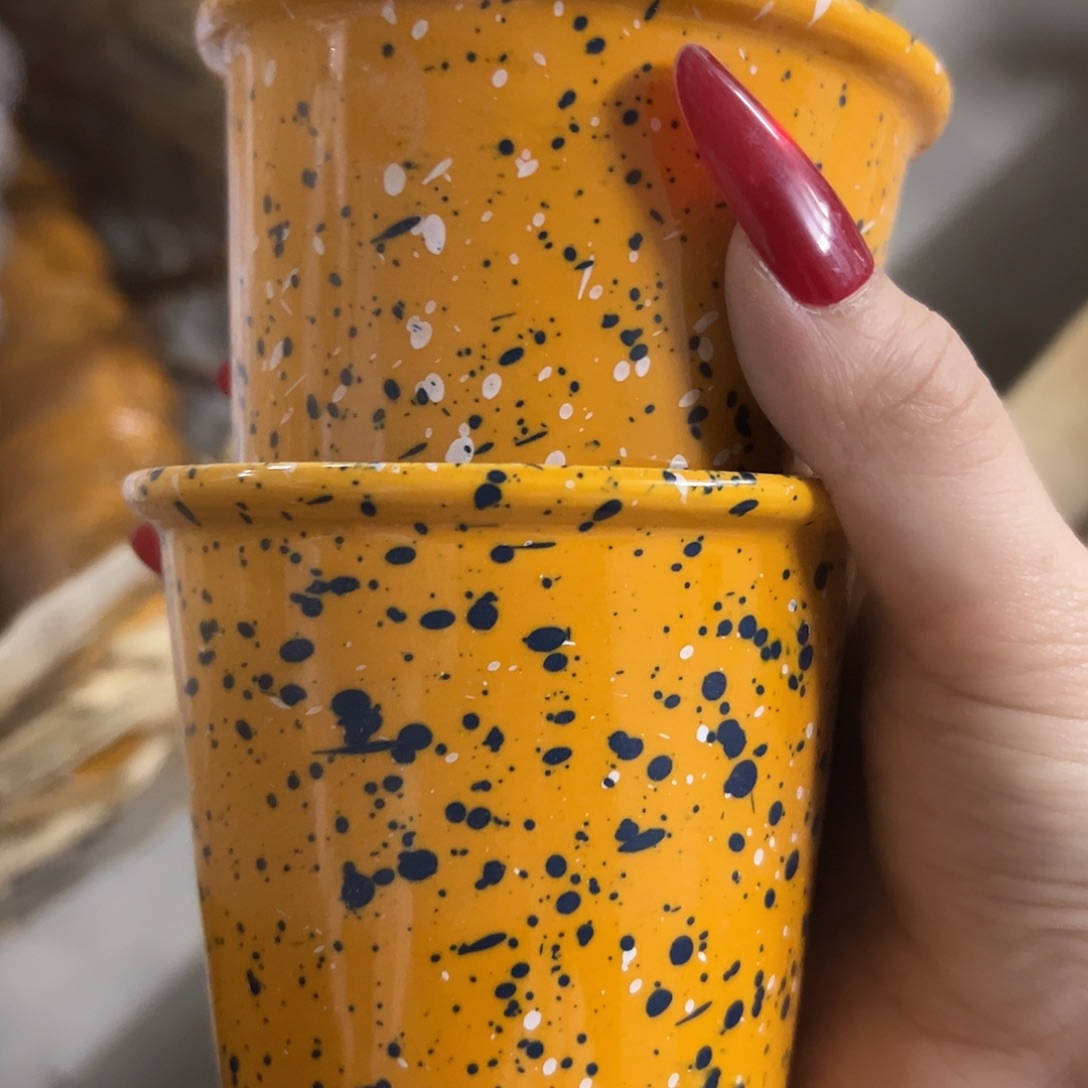 陶微瑕橙色泼墨杯两个