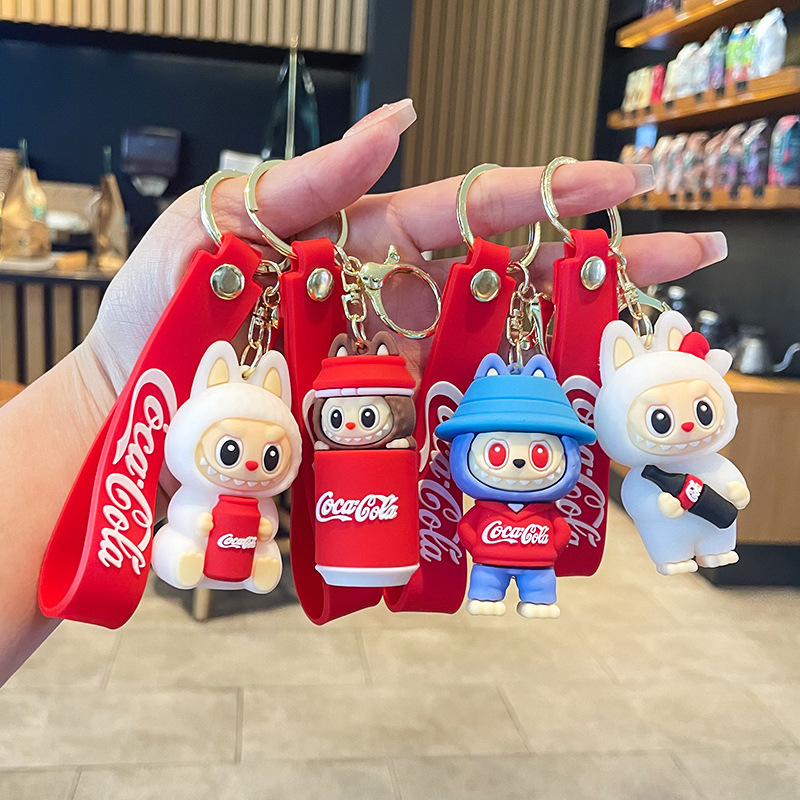 新款卡通可乐拉布布钥匙扣女汽车钥匙链公仔可爱包包挂饰挂件礼品