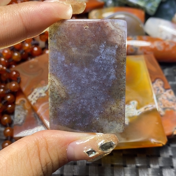 【闪购商品】玛瑙/玉髓颈饰未镶嵌史****2