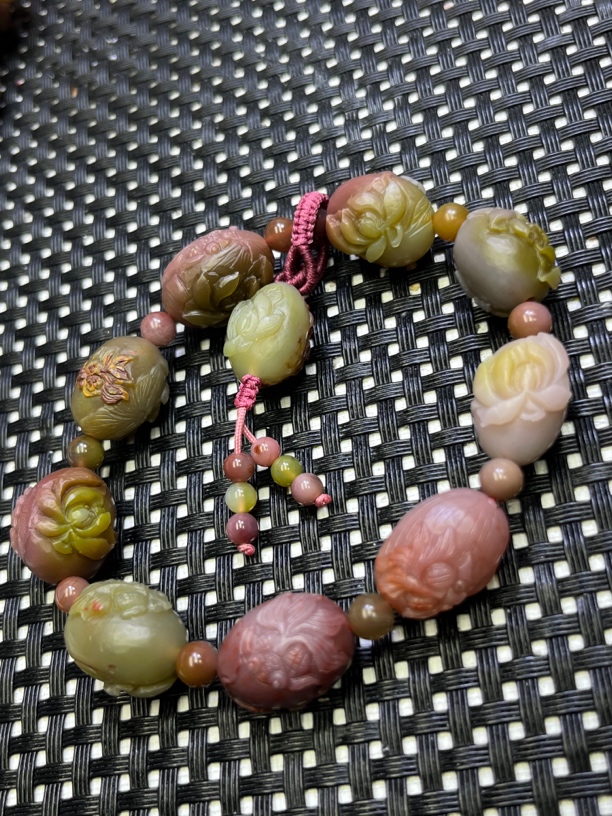 四川盐源玛瑙吊坠 雕刻鱼戏莲花 精美雕工