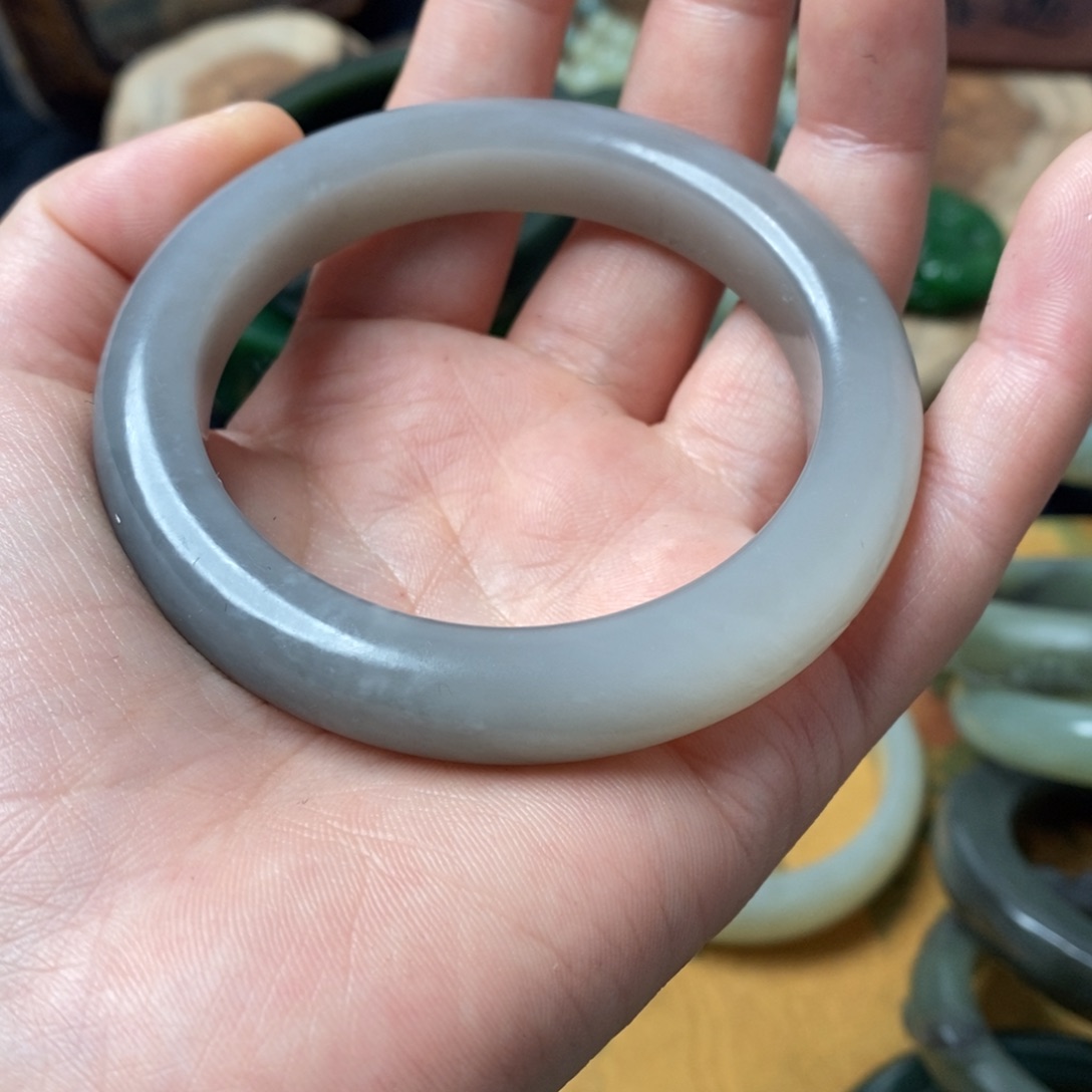 和田玉手镯57未镶嵌酸*宁