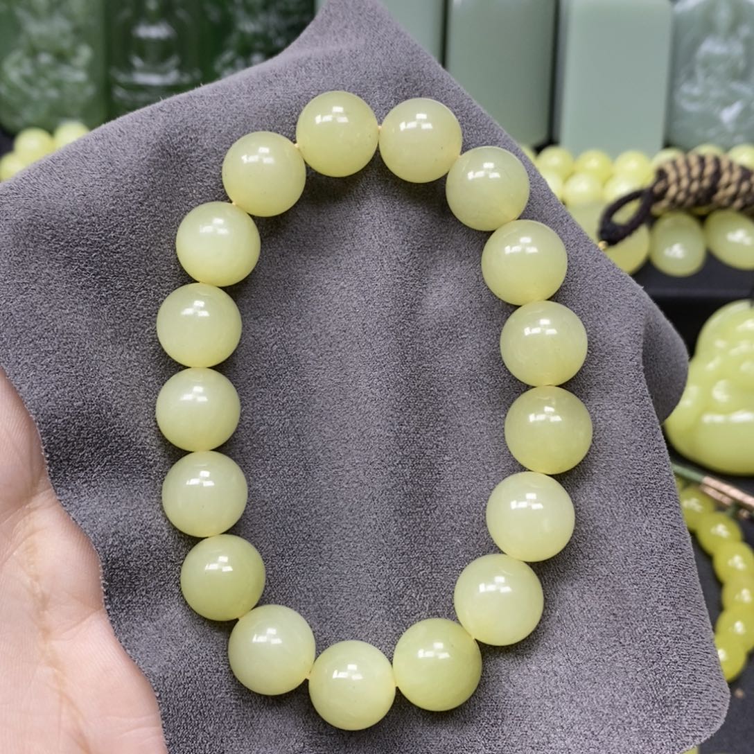 和田玉（黄玉）手串未镶嵌