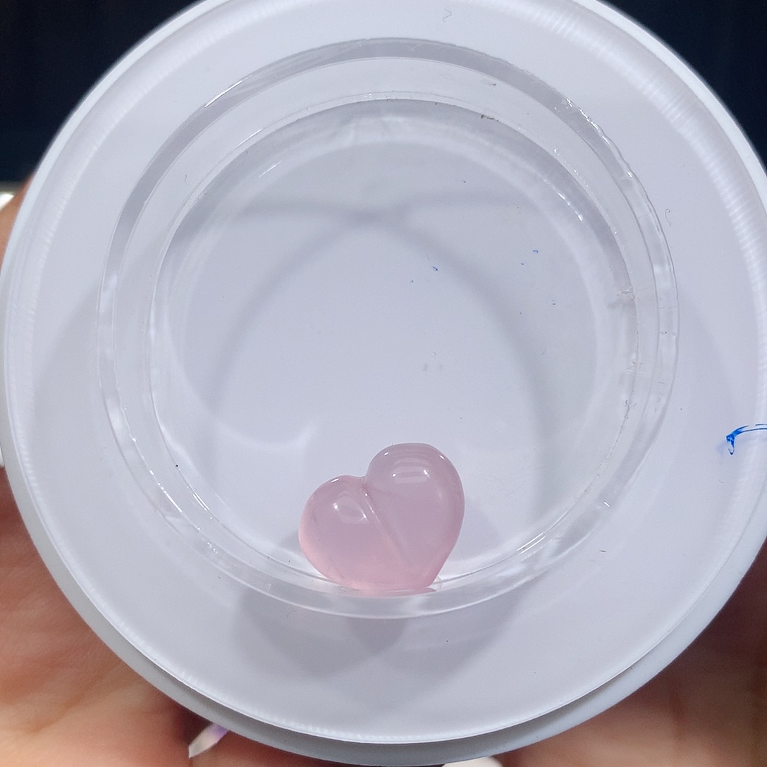 未镶嵌珠宝半成品水晶粉水屁桃打孔定制不退换