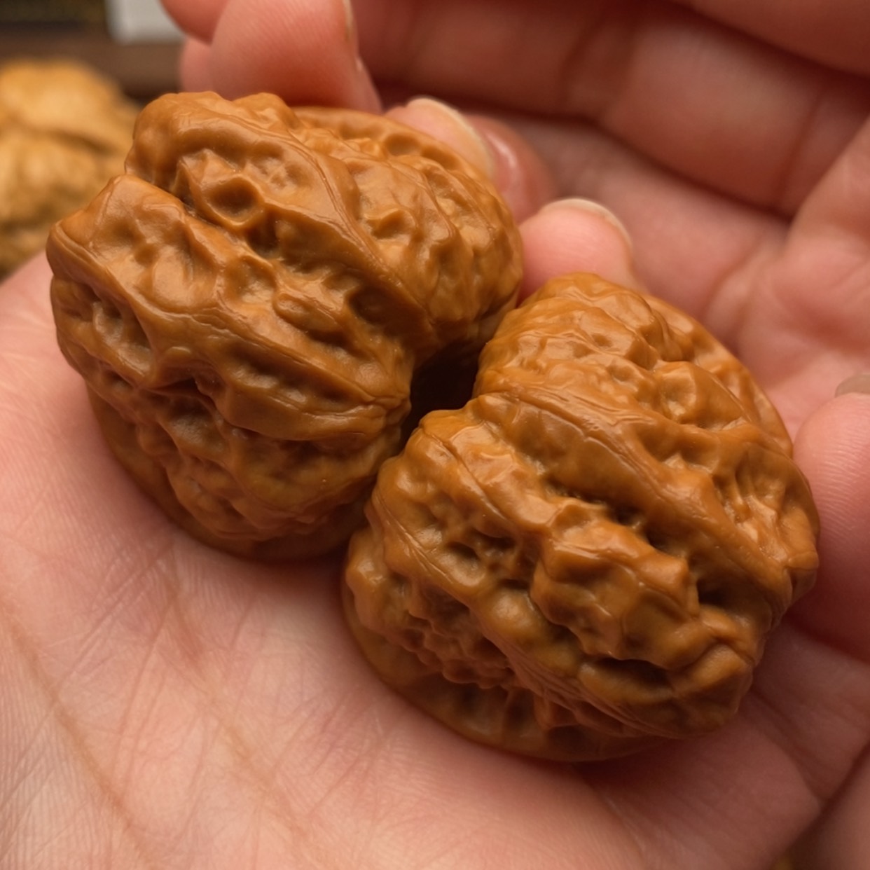 【闪购商品】文玩核桃把件边36左右