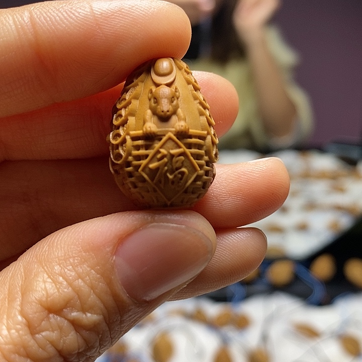 橄榄核吊坠橄榄核