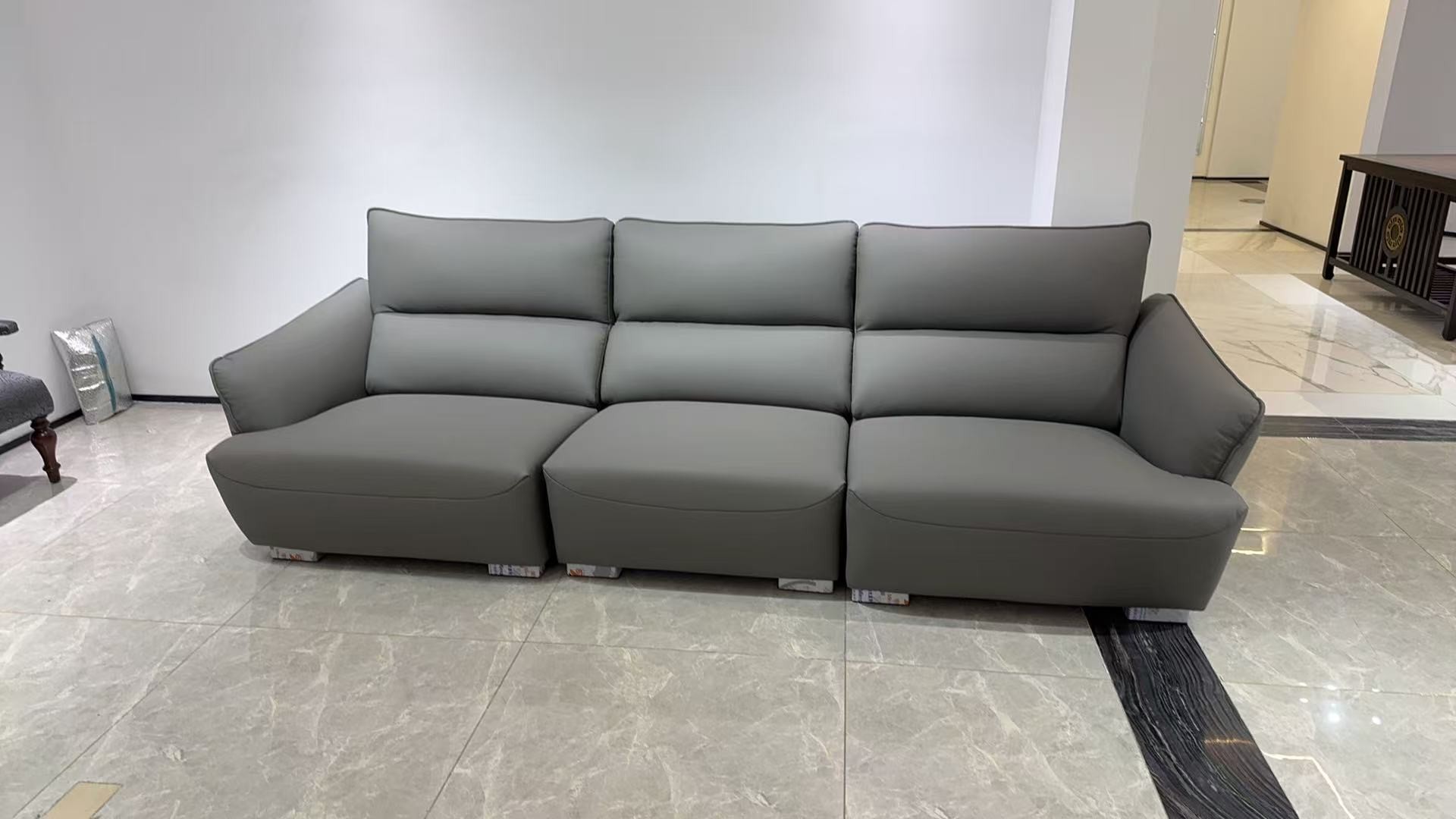 S74功能沙发北欧三人位简约轻奢客厅意式沙发高级牛皮家用极简