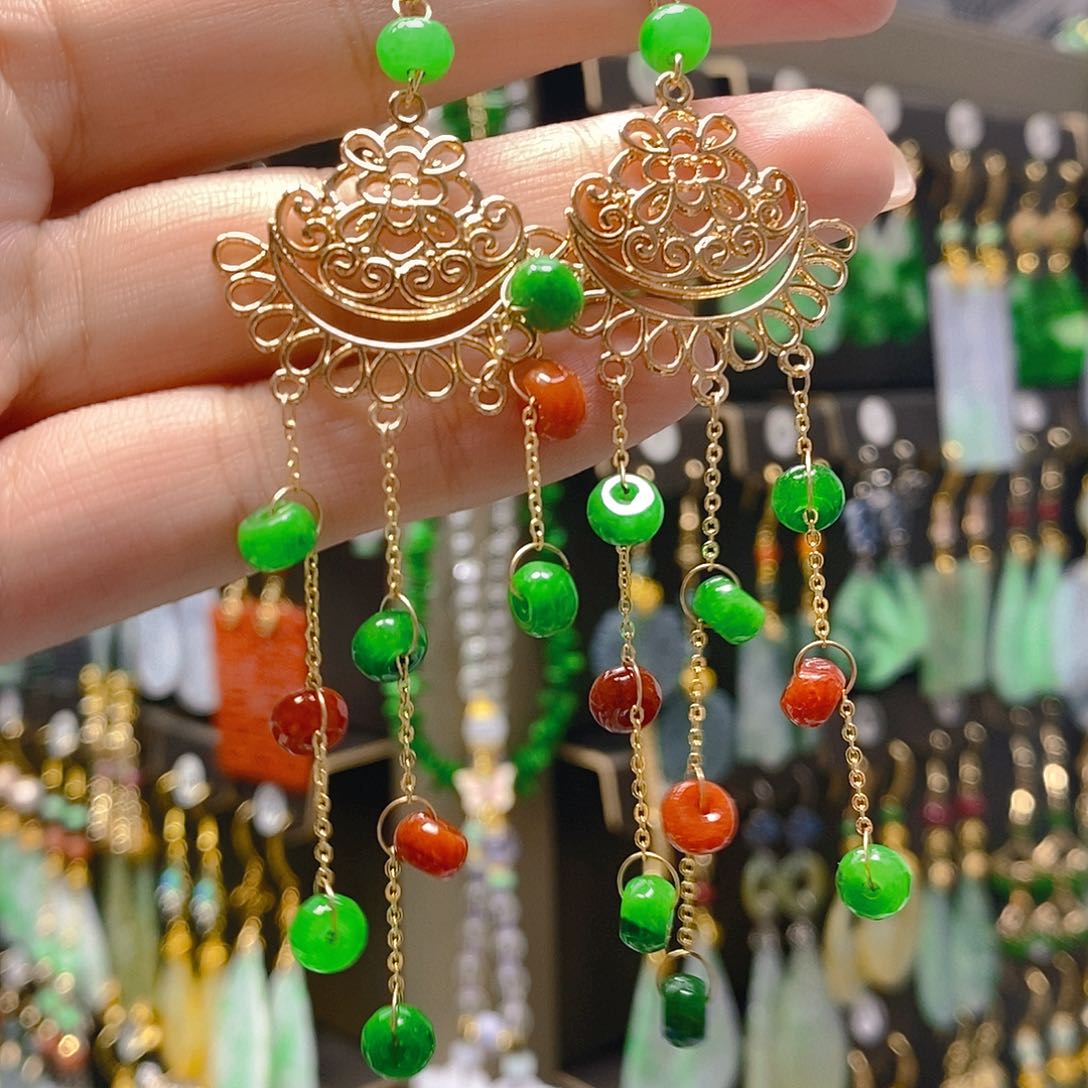 未镶嵌翡翠耳饰翡翠