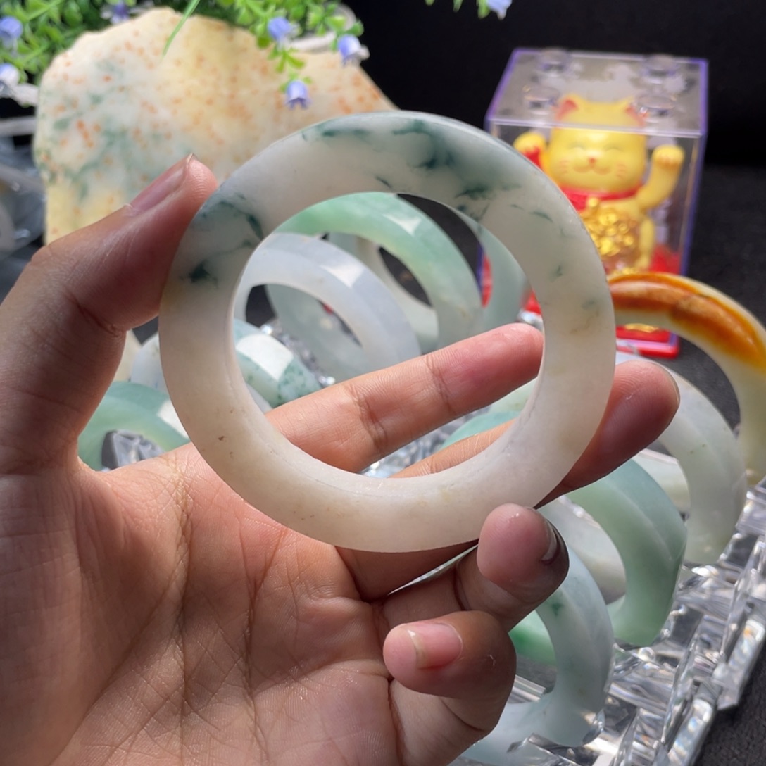 定制翡翠手镯未镶嵌