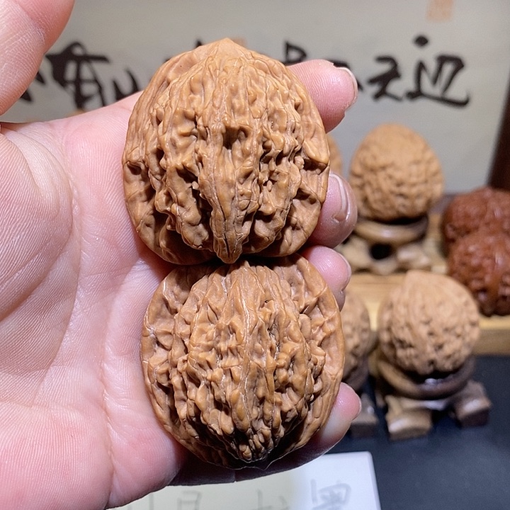 文玩核桃把件39蓟县山地虎头