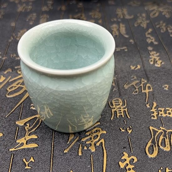 汝瓷冰裂纹缸形杯