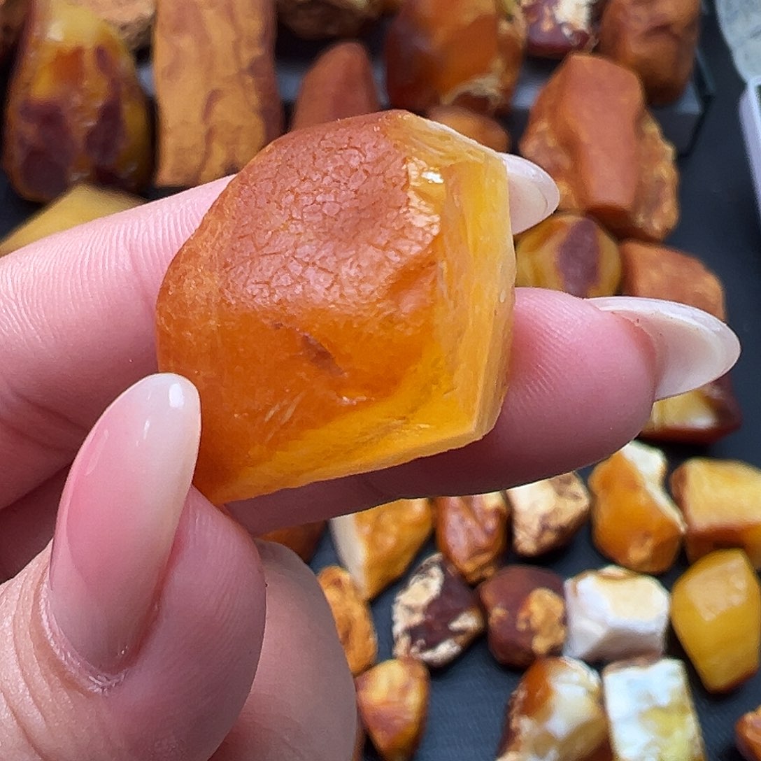 小***海定制琥珀未镶嵌蜜蜡