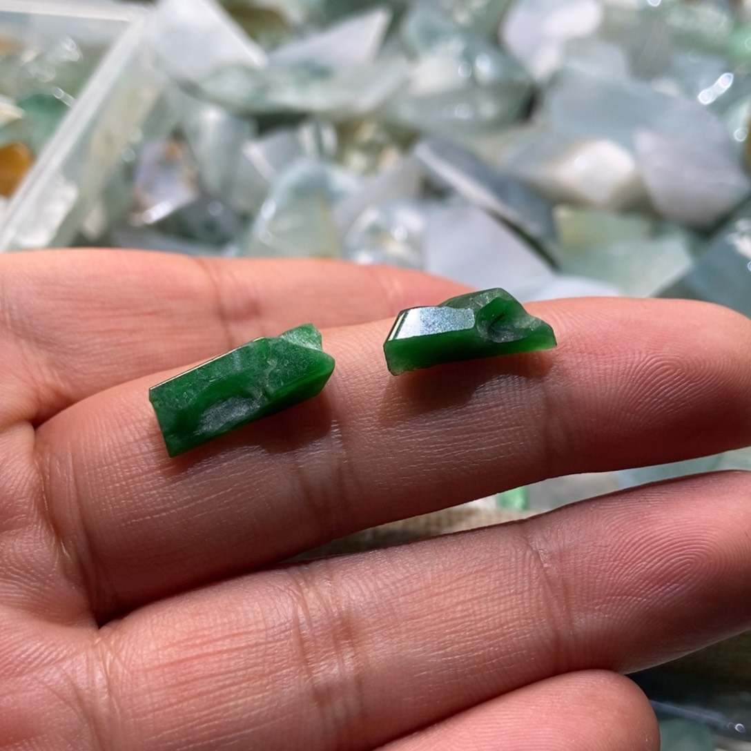 定制翡翠未镶嵌梦*人