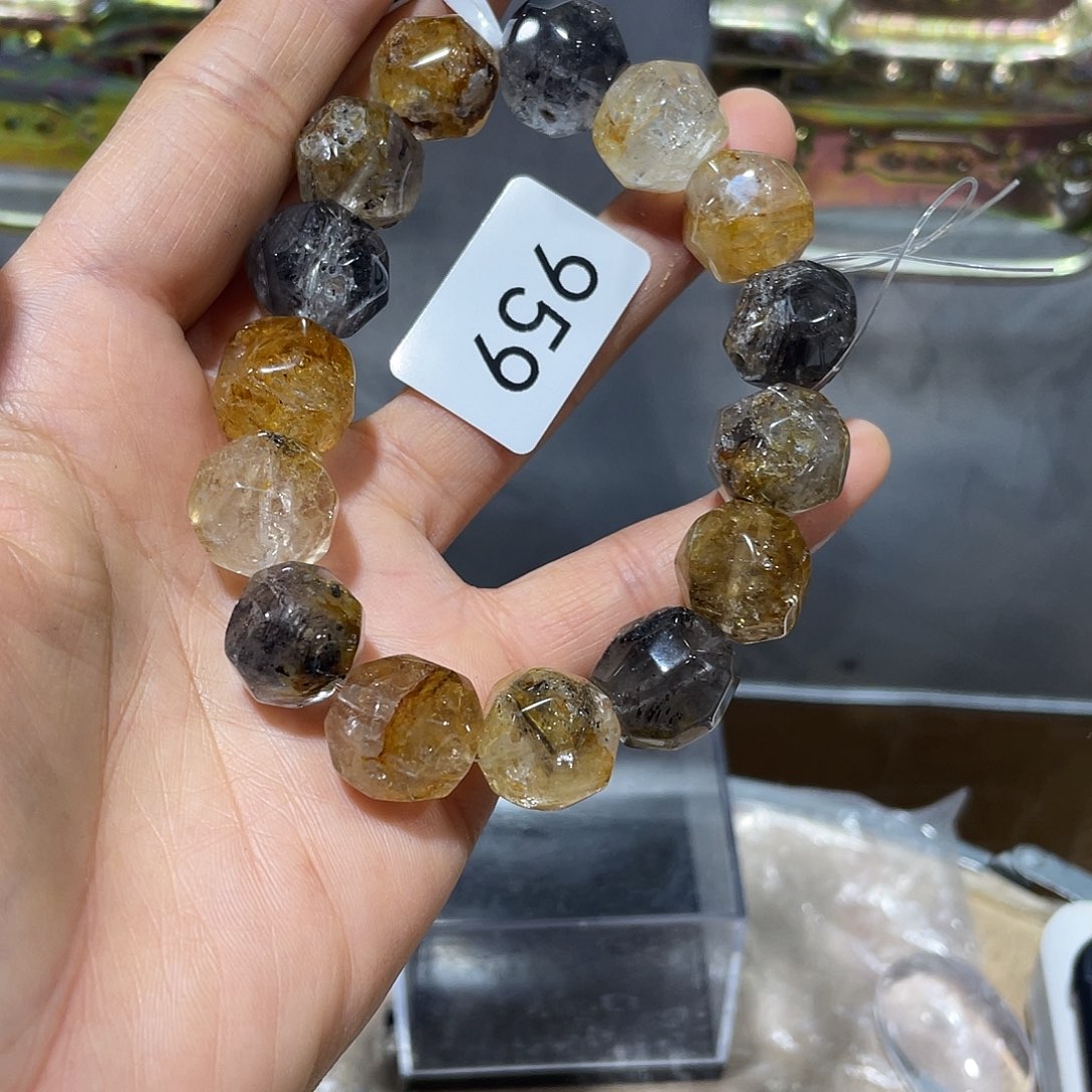 水晶摆件……未镶嵌?**?y d 888