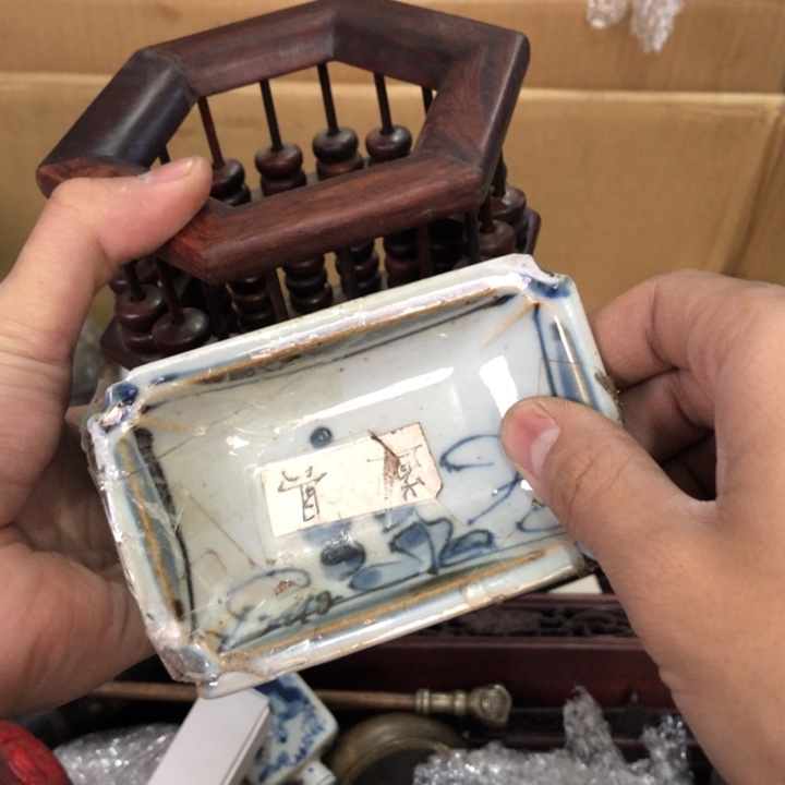 陶瓷孤品单件车里拍
