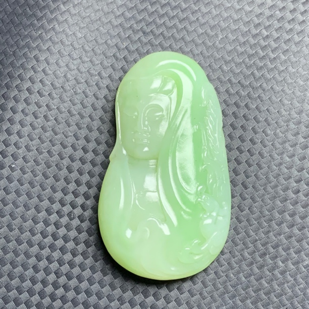 新品和田玉俄翠观音吊坠